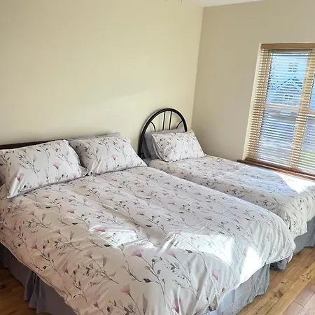 Dunalinn, Prázdninový dům *